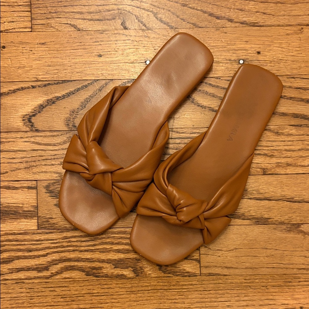 YS Samra Tan Knotted Slide Sandals - Women